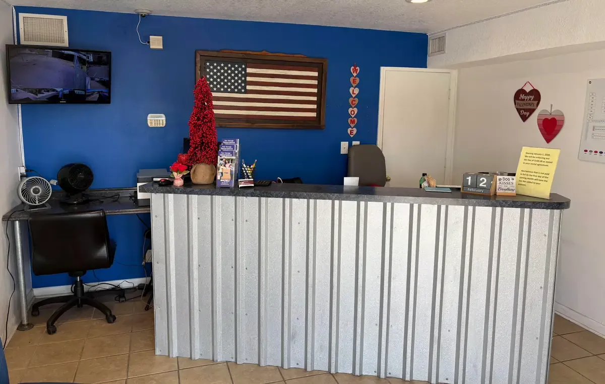 American Self Storage Front Desk